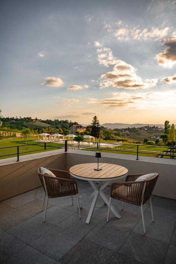 Monvi Wine Relais Villa Costigliole d'Asti Exterior photo
